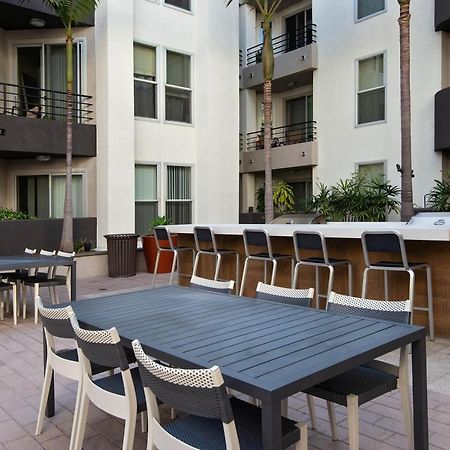 Villa Marina - Modern & Immaculate, Spacious, Gated Condo With Fireplace Pool, Gym, 2 Master Bedrooms ลอสแอนเจลิส ภายนอก รูปภาพ